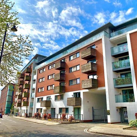 Insta-Style Penthouse With Balcony Or 2B Apartment With Balcony Birmingham City Centre מראה חיצוני תמונה