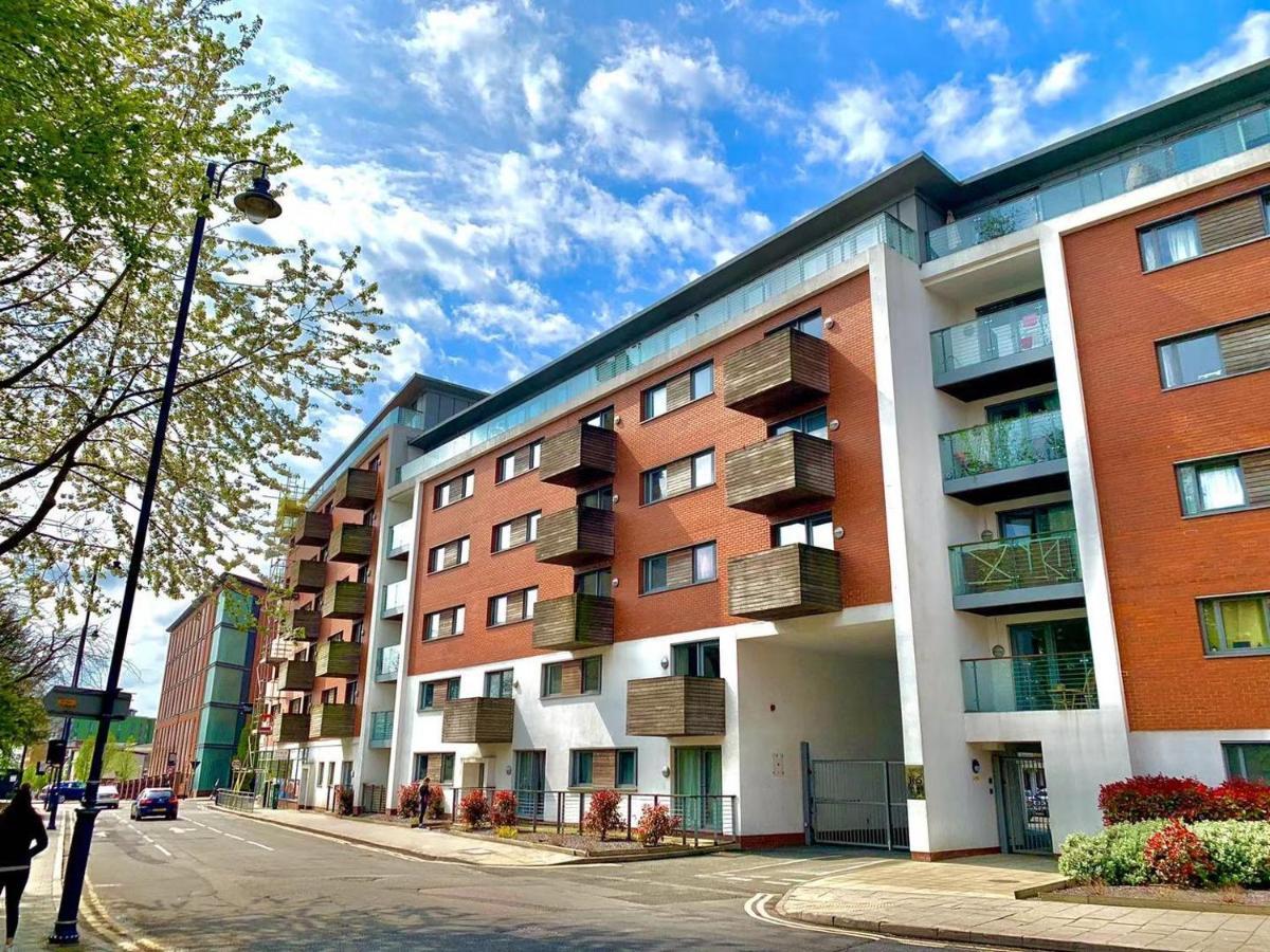 Insta-Style Penthouse With Balcony Or 2B Apartment With Balcony Birmingham City Centre מראה חיצוני תמונה